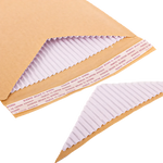 Corrugated cardboard envelope with removable inner protecting lining